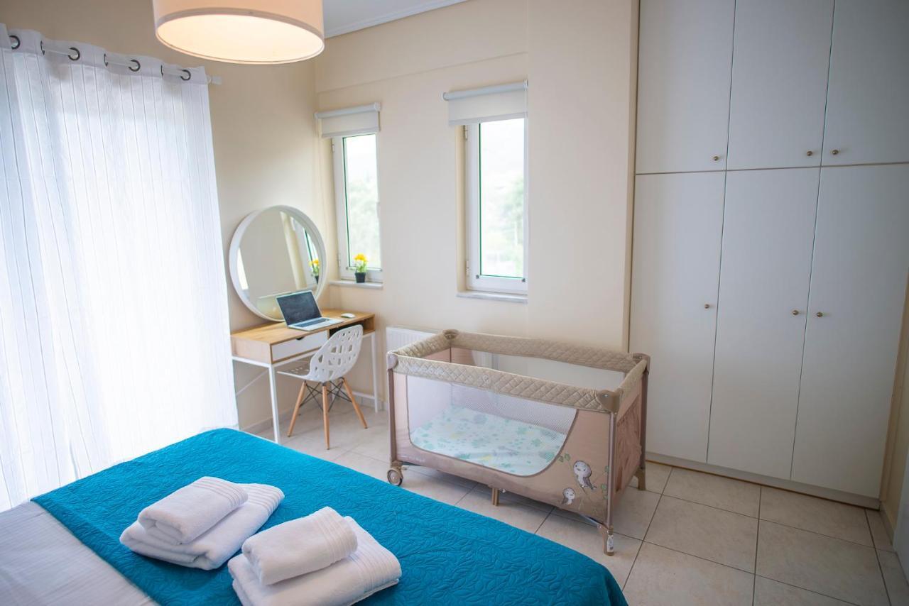 Helios: Charming Beach Home Next To Crystal Waters Néa Mákri 외부 사진