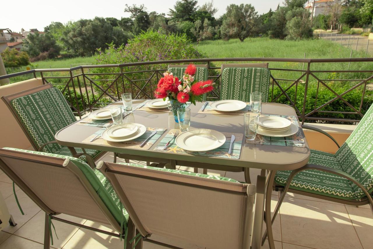 Helios: Charming Beach Home Next To Crystal Waters Néa Mákri 외부 사진