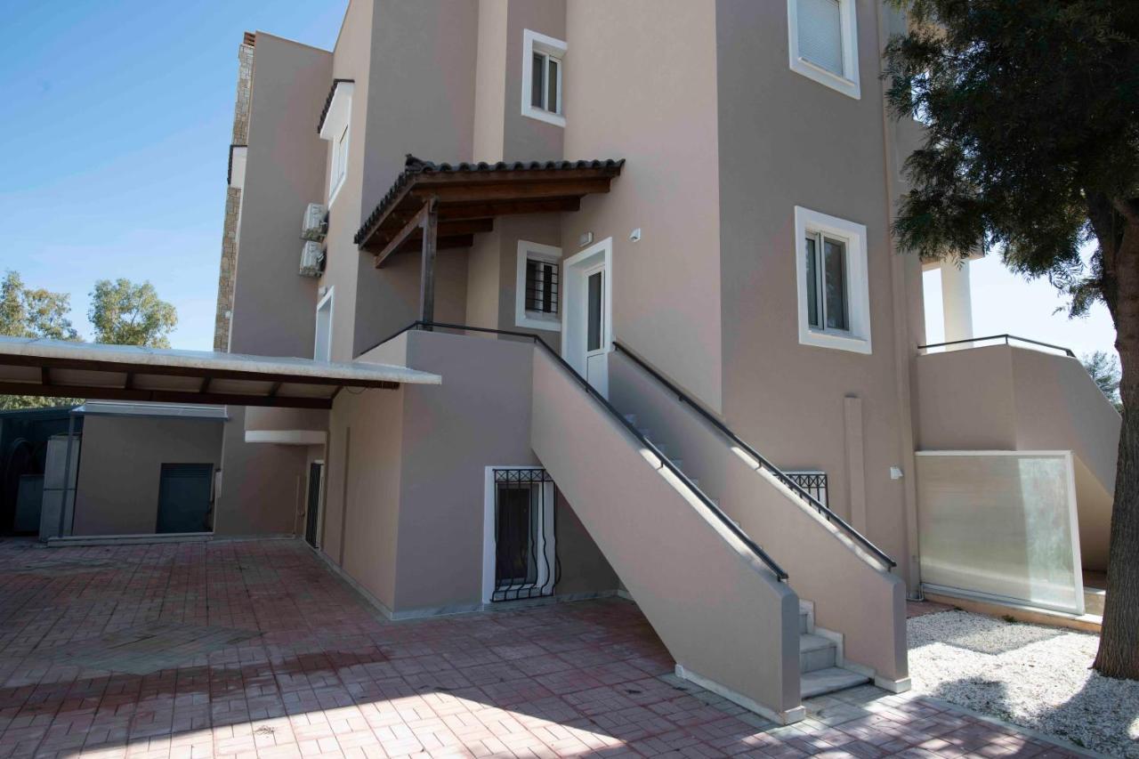 Helios: Charming Beach Home Next To Crystal Waters Néa Mákri 외부 사진